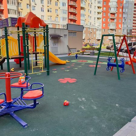 Luxapartment Kiev Esterno foto