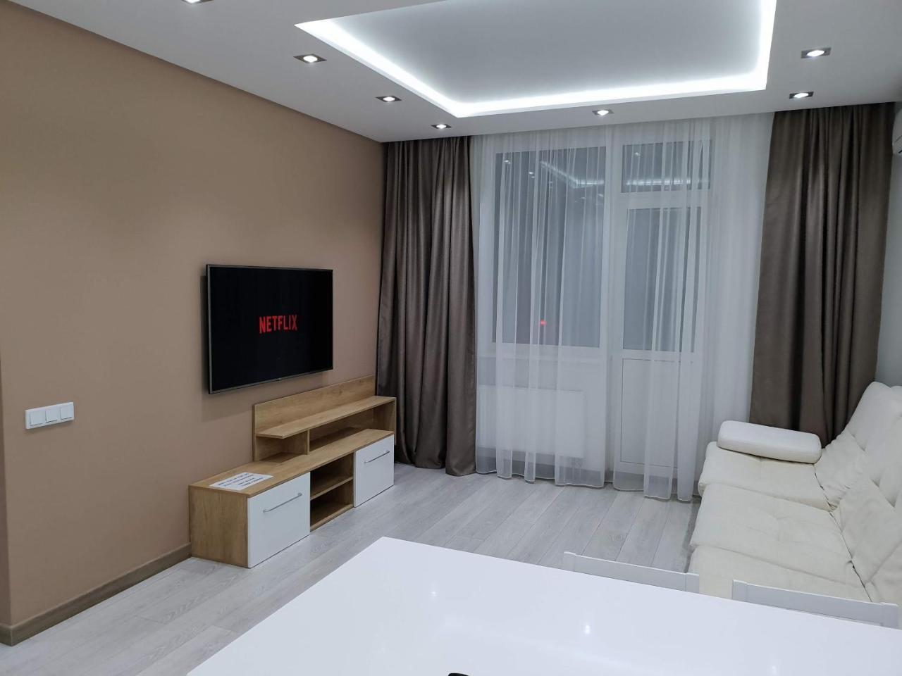 Luxapartment Kiev Esterno foto