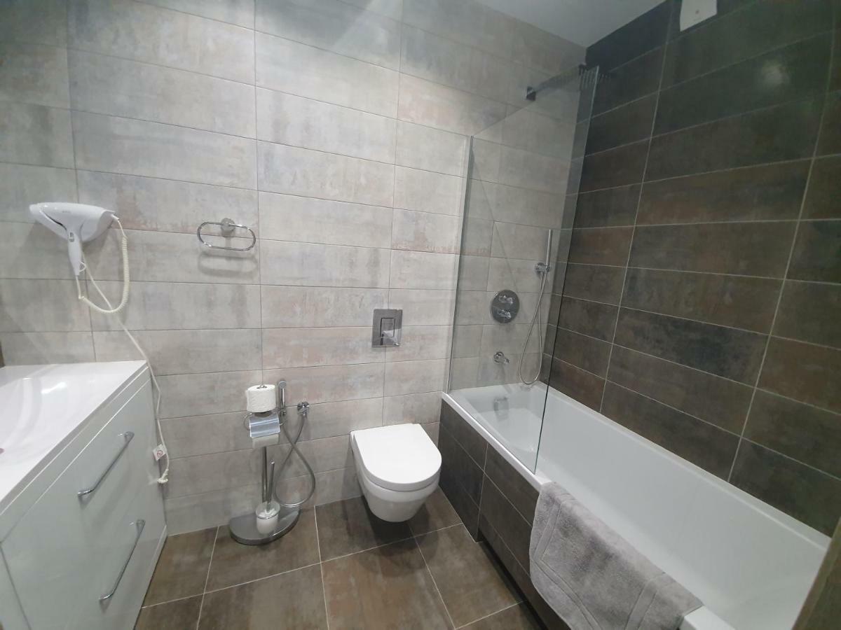 Luxapartment Kiev Esterno foto